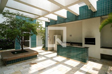 Apartamento à venda com 94m², 2 quartos e 2 vagasChurrasqueira