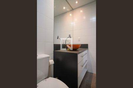 Apartamento à venda com 94m², 2 quartos e 2 vagasBanheiro da Suíte 2