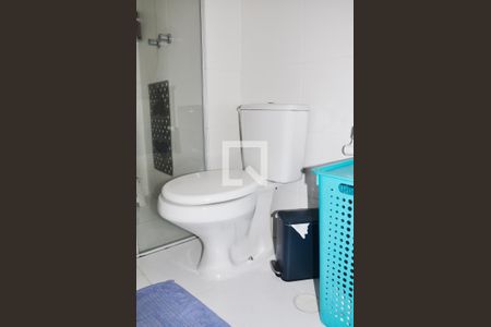 Apartamento à venda com 54m², 2 quartos e 1 vaga Apartamento à venda com 54m², 2 quartos e 1 vagaBanheiro da Suíte