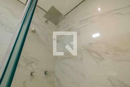 Apartamento à venda com 365m², 4 quartos e 3 vagas Apartamento à venda com 365m², 4 quartos e 3 vagasBanheiro da Suíte 2