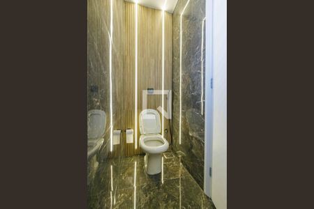 Apartamento à venda com 365m², 4 quartos e 3 vagas Apartamento à venda com 365m², 4 quartos e 3 vagasLavabo