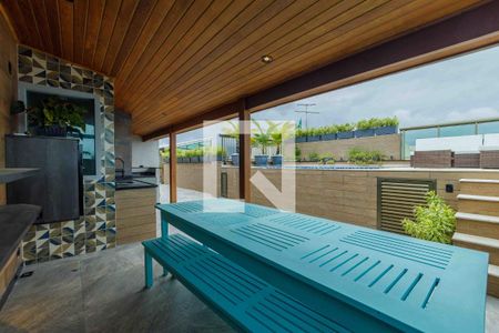 Apartamento à venda com 365m², 4 quartos e 3 vagas Apartamento à venda com 365m², 4 quartos e 3 vagasCobertura