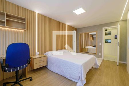 Apartamento à venda com 365m², 4 quartos e 3 vagas Apartamento à venda com 365m², 4 quartos e 3 vagasSuíte 3