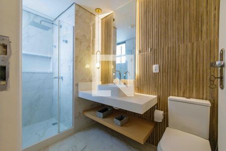 Apartamento à venda com 365m², 4 quartos e 3 vagas Apartamento à venda com 365m², 4 quartos e 3 vagasBanheiro da Suíte 4