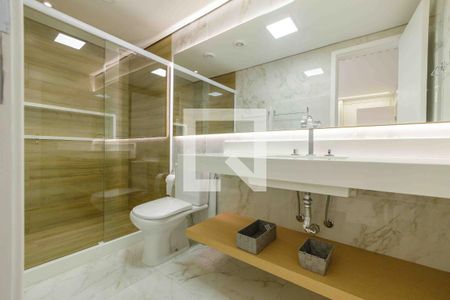 Apartamento à venda com 365m², 4 quartos e 3 vagas Apartamento à venda com 365m², 4 quartos e 3 vagasBanheiro da Suíte 3