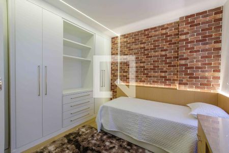 Apartamento à venda com 365m², 4 quartos e 3 vagas Apartamento à venda com 365m², 4 quartos e 3 vagasSuíte 4
