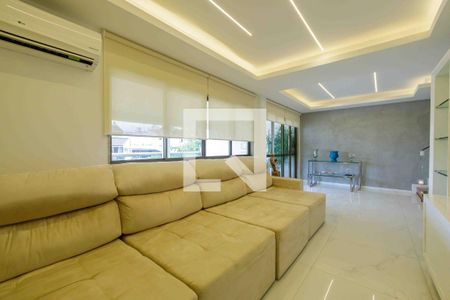 Apartamento à venda com 365m², 4 quartos e 3 vagas Apartamento à venda com 365m², 4 quartos e 3 vagasSala