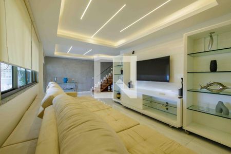 Apartamento à venda com 365m², 4 quartos e 3 vagas Apartamento à venda com 365m², 4 quartos e 3 vagasSala