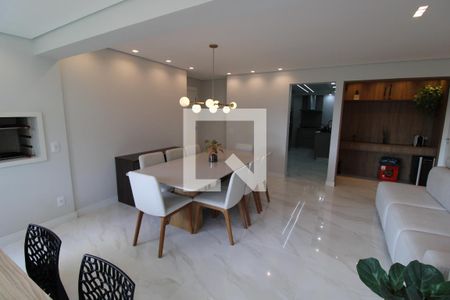 Apartamento à venda com 129m², 3 quartos e 2 vagasSala