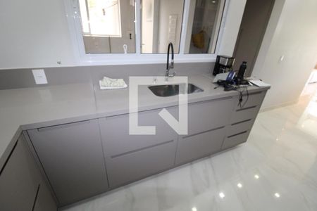 Apartamento à venda com 129m², 3 quartos e 2 vagasCozinha