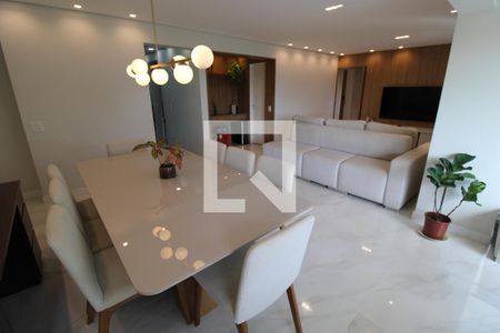 Apartamento à venda com 129m², 3 quartos e 2 vagasSala