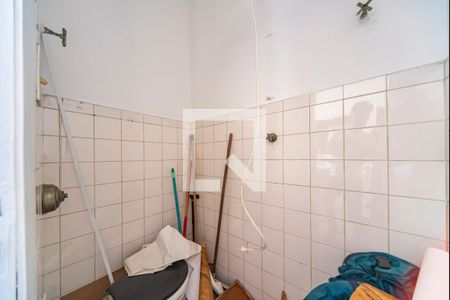 Apartamento à venda com 178m², 3 quartos e 1 vaga Apartamento à venda com 178m², 3 quartos e 1 vagaBanheiro de serviço