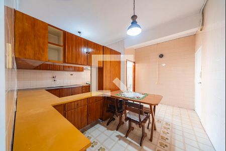 Apartamento à venda com 178m², 3 quartos e 1 vaga Apartamento à venda com 178m², 3 quartos e 1 vagaCozinha