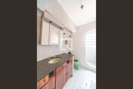 Apartamento à venda com 178m², 3 quartos e 1 vaga Apartamento à venda com 178m², 3 quartos e 1 vagaBanheiro Social