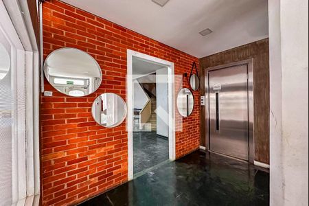 Apartamento à venda com 178m², 3 quartos e 1 vaga Apartamento à venda com 178m², 3 quartos e 1 vagaHall de entrada