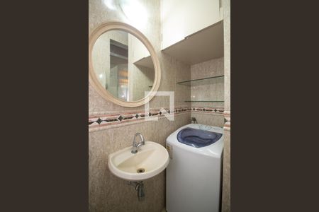 Banheiro social de apartamento à venda com 1 quarto, 40m² em Copacabana, Rio de Janeiro