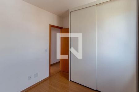 Quarto 1 de apartamento para alugar com 3 quartos, 94m² em Nova Suíça, Belo Horizonte