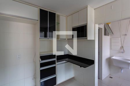 Apartamento para alugar com 94m², 3 quartos e 2 vagas Apartamento para alugar com 94m², 3 quartos e 2 vagasCozinha