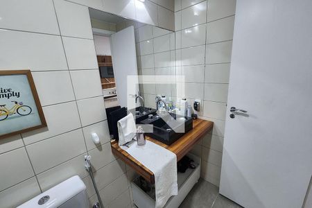 Apartamento à venda com 65m², 1 quarto e sem vaga Apartamento à venda com 65m², 1 quarto e sem vagaBanheiro Social