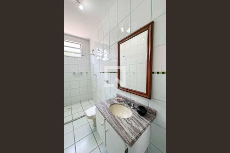 Banheiro de casa para alugar com 1 quarto, 50m² em Vila Ester (zona Norte), São Paulo