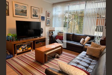 Sala de casa à venda com 4 quartos, 200m² em Vila Clementino, São Paulo