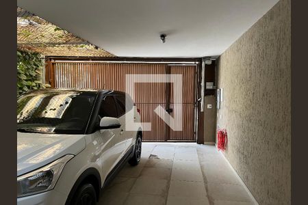 Casa à venda com 200m², 4 quartos e 2 vagasGaragem