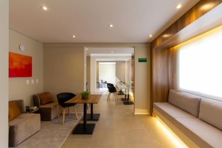 Apartamento para alugar com 28m², 1 quarto e sem vagaÁrea comum - Salão de festas