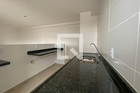 Apartamento para alugar com 75m², 3 quartos e 2 vagas Apartamento para alugar com 75m², 3 quartos e 2 vagasCozinha e Área de Serviço