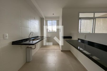 Apartamento para alugar com 75m², 3 quartos e 2 vagas Apartamento para alugar com 75m², 3 quartos e 2 vagasCozinha e Área de Serviço
