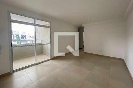 Sala de apartamento para alugar com 3 quartos, 75m² em Nova Suíça, Belo Horizonte