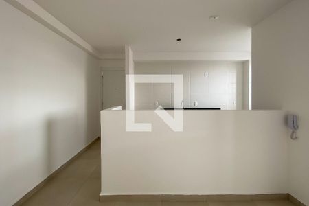 Apartamento para alugar com 75m², 3 quartos e 2 vagas Apartamento para alugar com 75m², 3 quartos e 2 vagasCozinha e Área de Serviço