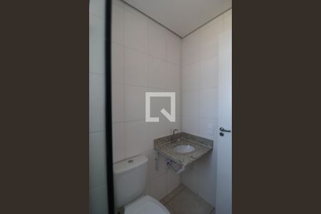 Apartamento à venda com 47m², 2 quartos e 1 vaga Apartamento à venda com 47m², 2 quartos e 1 vagaBanheiro