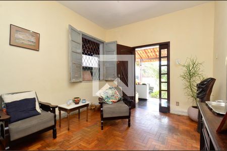 Sala de casa para alugar com 4 quartos, 399m² em Cachoeirinha, Belo Horizonte