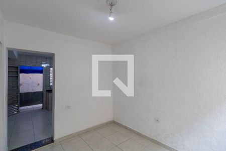 Sala de casa para alugar com 2 quartos, 60m² em Cidade Antônio Estevão de Carvalho, São Paulo