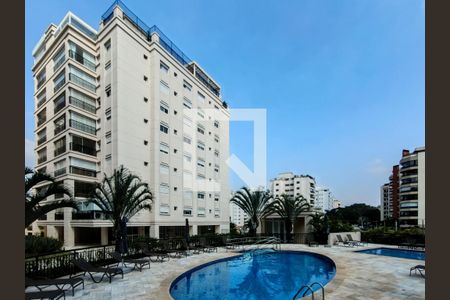 Apartamento à venda com 192m², 2 quartos e 3 vagasFachada