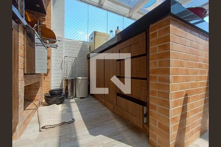 Apartamento à venda com 192m², 2 quartos e 3 vagasCobertura - Churrasqueira