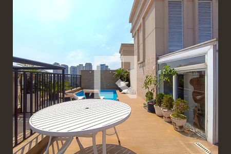 Apartamento à venda com 192m², 2 quartos e 3 vagasCobertura - Piscina