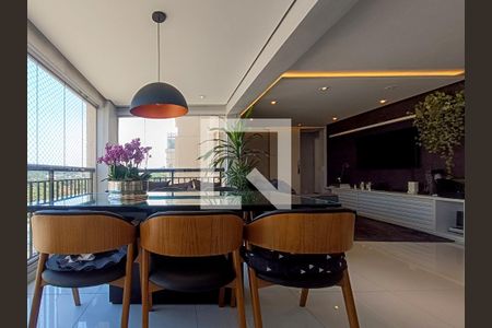 Apartamento à venda com 192m², 2 quartos e 3 vagasVaranda Sala 