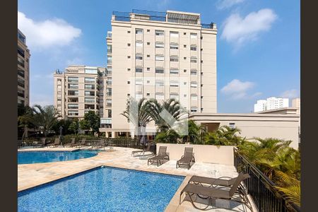 Apartamento à venda com 192m², 2 quartos e 3 vagasÁrea comum - Piscina