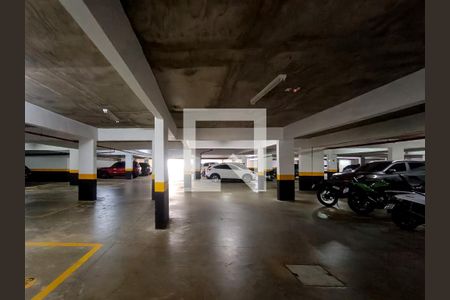 Apartamento à venda com 192m², 2 quartos e 3 vagasÁrea comum - Garagem