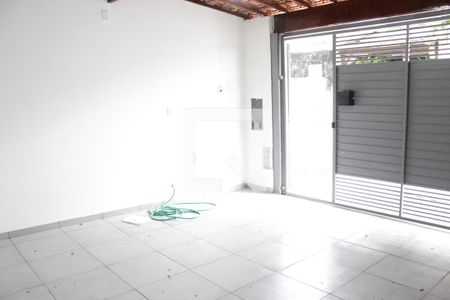 Casa para alugar com 150m², 2 quartos e 2 vagasGaragem