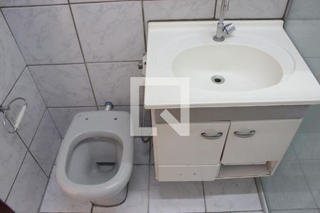 Casa para alugar com 150m², 2 quartos e 2 vagasBanheiro da Suíte