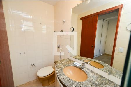 Apartamento à venda com 90m², 3 quartos e 2 vagas Apartamento à venda com 90m², 3 quartos e 2 vagasBanheiro suite