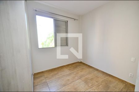 Apartamento à venda com 90m², 3 quartos e 2 vagas Apartamento à venda com 90m², 3 quartos e 2 vagasSuite