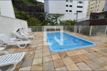Apartamento à venda com 90m², 3 quartos e 2 vagas Apartamento à venda com 90m², 3 quartos e 2 vagasArea piscina