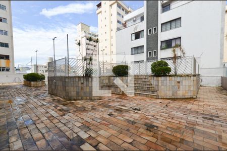 Apartamento à venda com 90m², 3 quartos e 2 vagas Apartamento à venda com 90m², 3 quartos e 2 vagasArea piscina