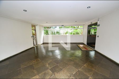 Apartamento à venda com 90m², 3 quartos e 2 vagas Apartamento à venda com 90m², 3 quartos e 2 vagasHall de entrada