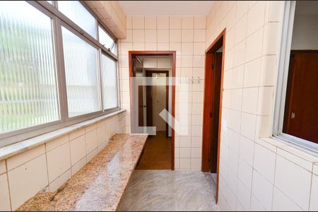 Apartamento à venda com 90m², 3 quartos e 2 vagas Apartamento à venda com 90m², 3 quartos e 2 vagasArea serviço