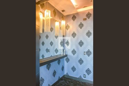 Apartamento à venda com 156m², 3 quartos e 3 vagas Apartamento à venda com 156m², 3 quartos e 3 vagasHall