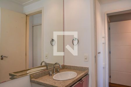 Apartamento à venda com 156m², 3 quartos e 3 vagas Apartamento à venda com 156m², 3 quartos e 3 vagasBanheiro da Suíte 3